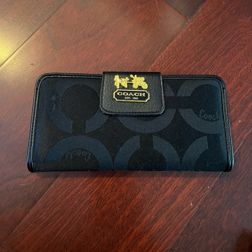 Black Coach clutch
